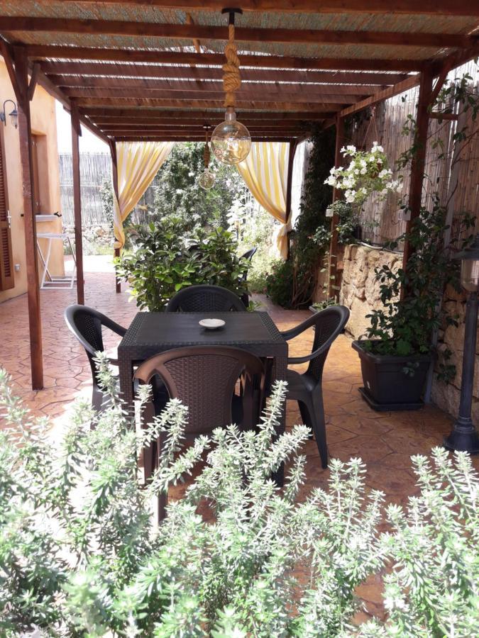 Affittacamere B&B Il Fiore Позада Екстериор снимка
