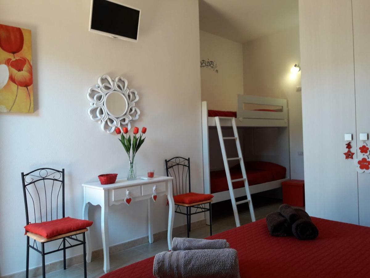 Affittacamere B&B Il Fiore Позада Екстериор снимка